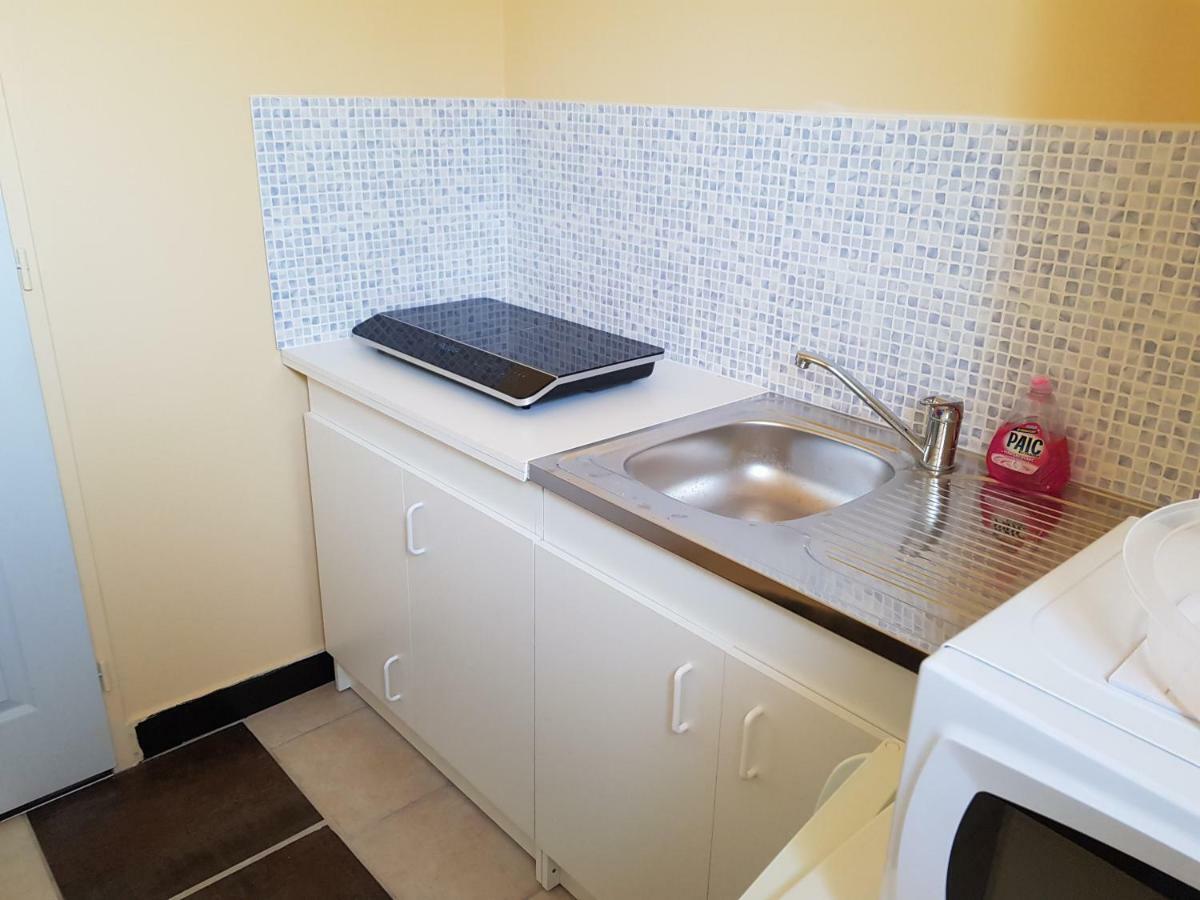 Appartamento 19 Rue Du Cadran Montmorillon Esterno foto