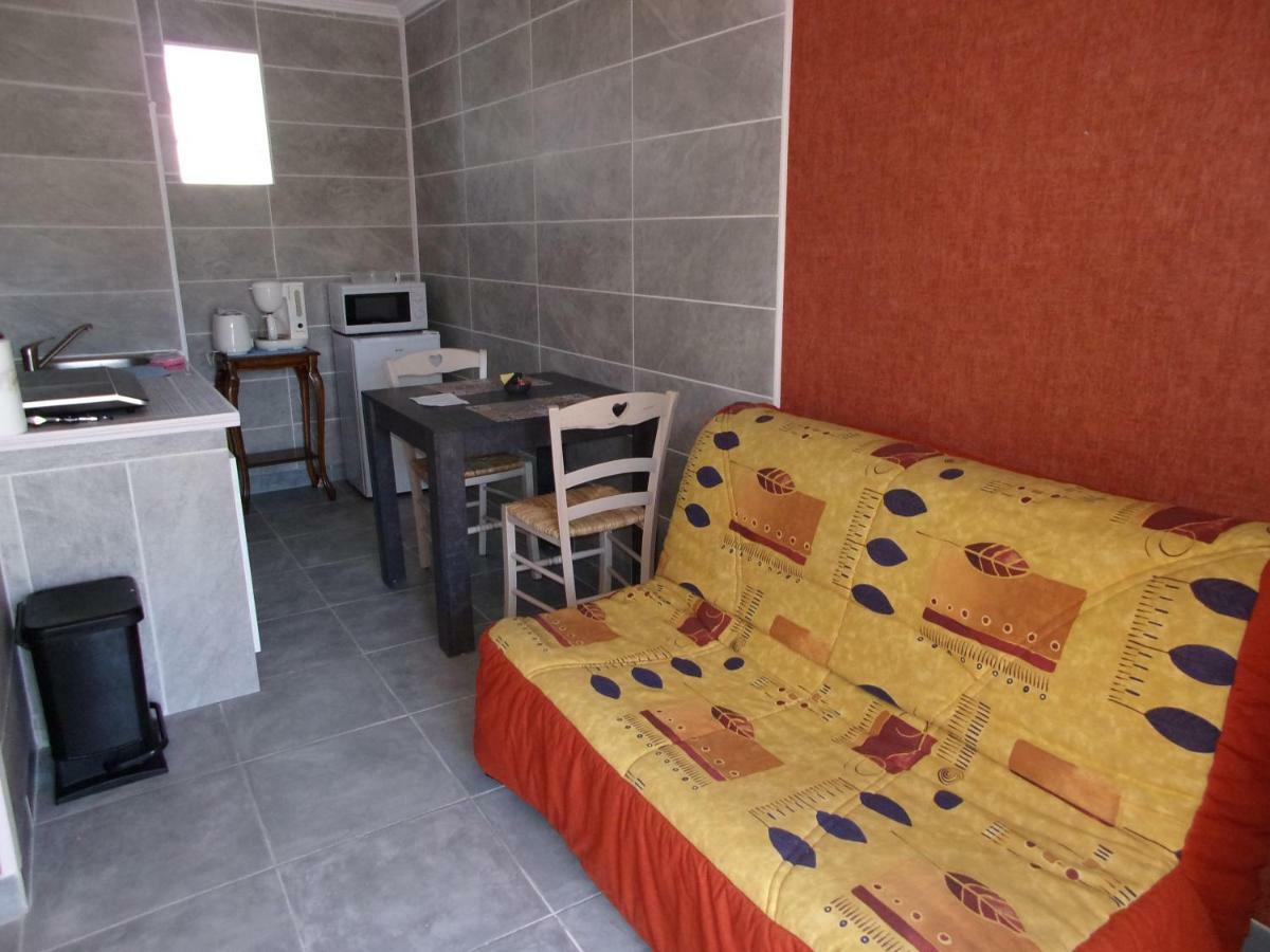 Appartamento 19 Rue Du Cadran Montmorillon Esterno foto